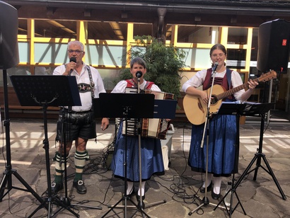 Stimmungsvolles Grill- und Sommerfest